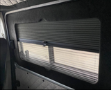 (L) STORE PLISSE DROITE DERRIÈRE PASSAGER - AVEC DE PORTE - BAIE FIXE OU COULISSANTE RAJOUTEE VW T5/T6 - VANSHADES